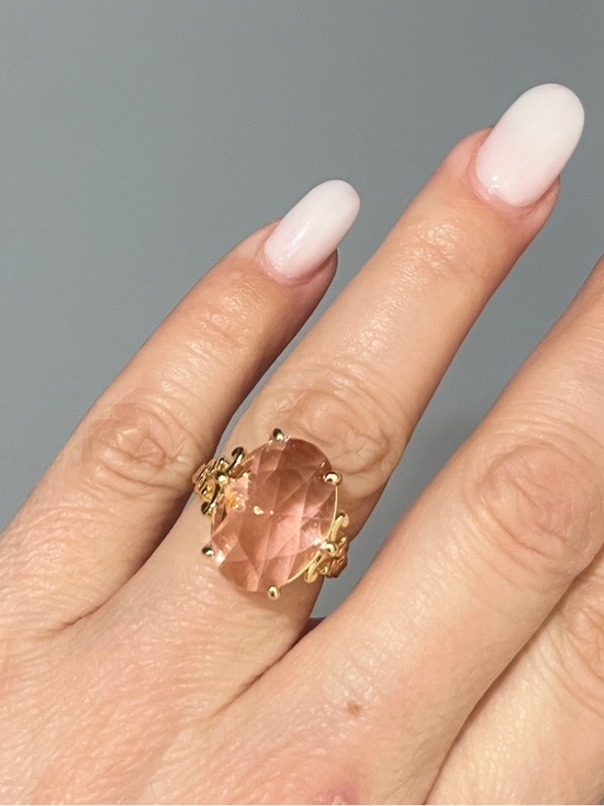 Jewelry - Blush pink cocktail ring